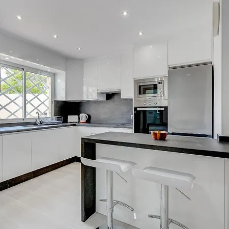 Golf Playa De Americas 2 펜션 *